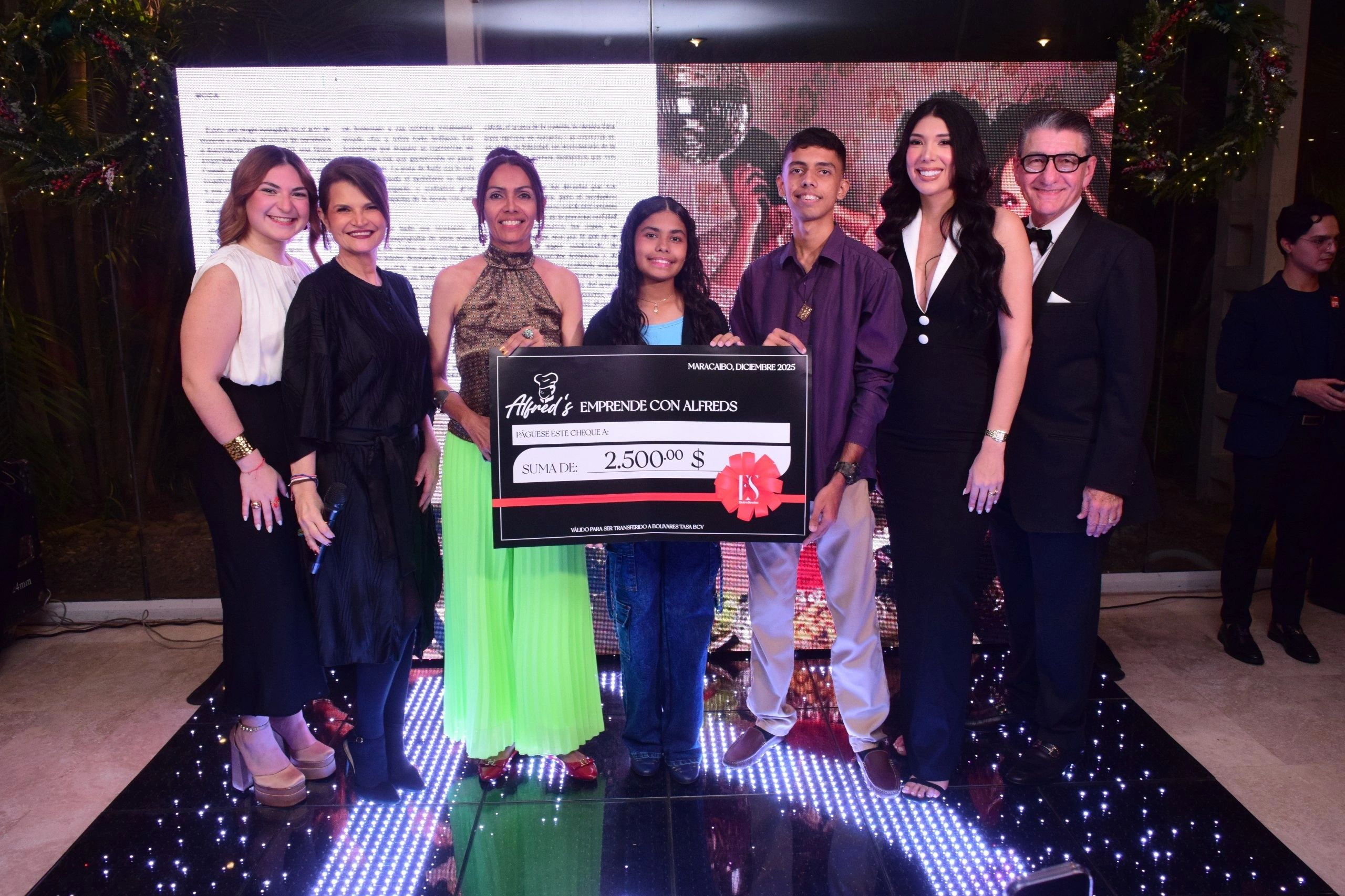 @cacaoperezprieto es el Ganador de «Emprende con Alfred’s»