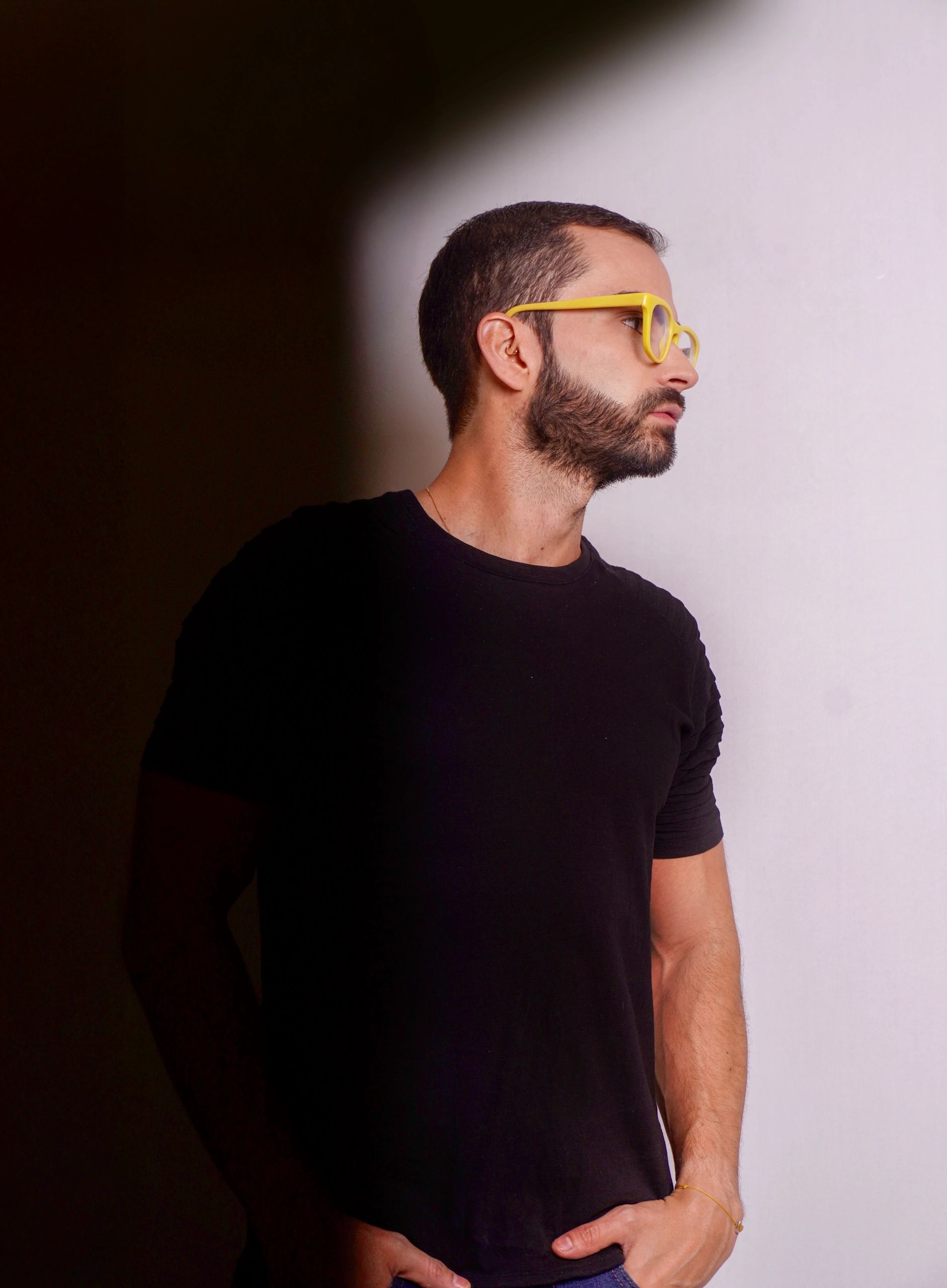 De la sombra a la LUZ con Amarillo